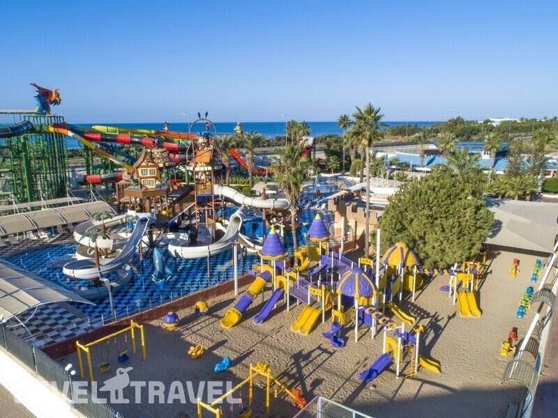 Фотография Crystal Admiral Resort Suites & Spa