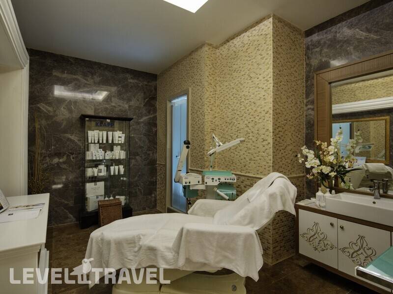 Фотография Crystal Admiral Resort Suites & Spa