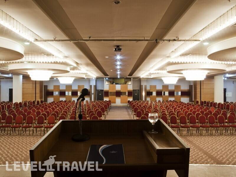 Фотография Crystal Admiral Resort Suites & Spa