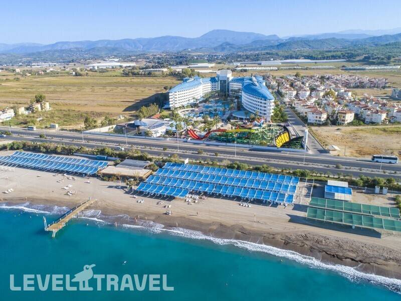 Фотография Crystal Admiral Resort Suites & Spa