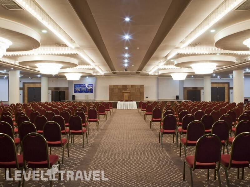 Фотография Crystal Admiral Resort Suites & Spa