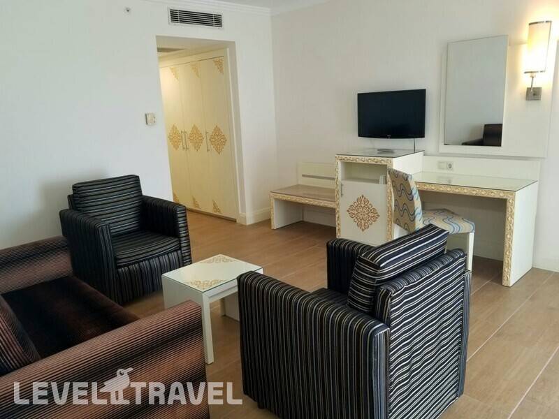 Фотография Crystal Admiral Resort Suites & Spa