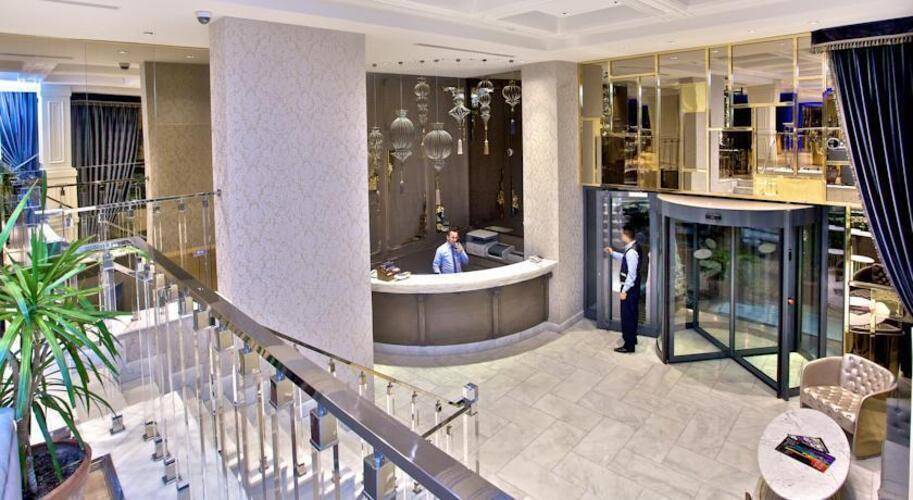 Pierre Loti Hotel
