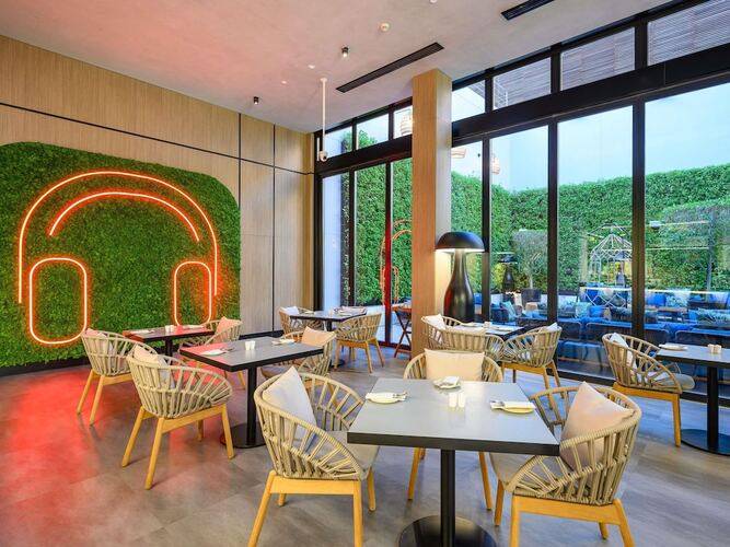 Ibis World Trade Center