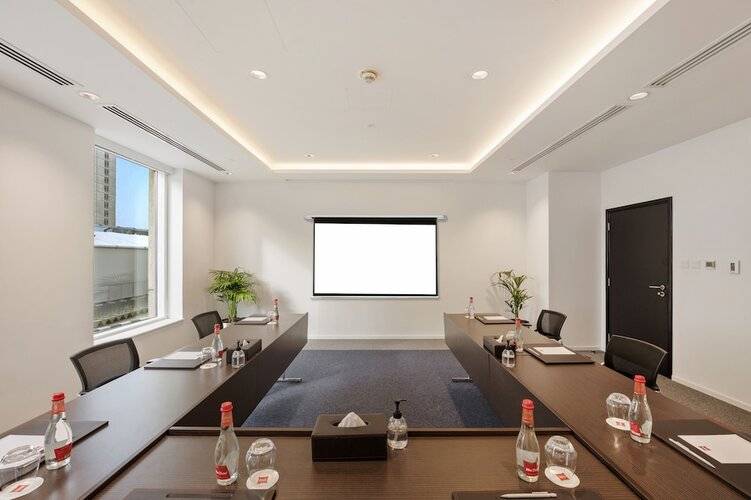 Ibis World Trade Center