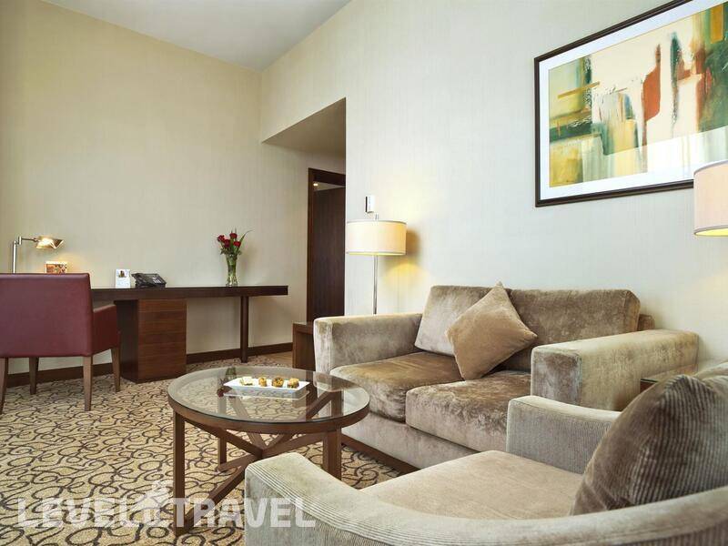 Фотография Khalidiya Palace Rayhaan Hotel By Rotana