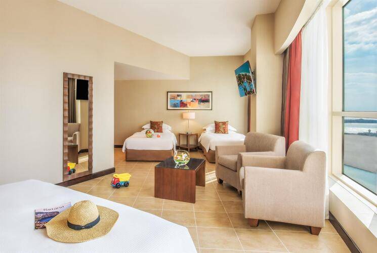 Khalidiya Palace Rayhaan Hotel By Rotana