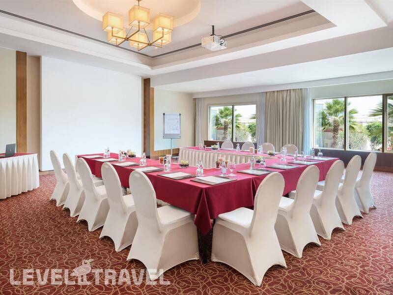 Фотография Khalidiya Palace Rayhaan Hotel By Rotana