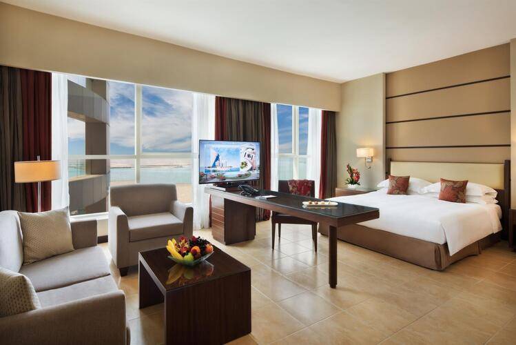 Khalidiya Palace Rayhaan Hotel By Rotana