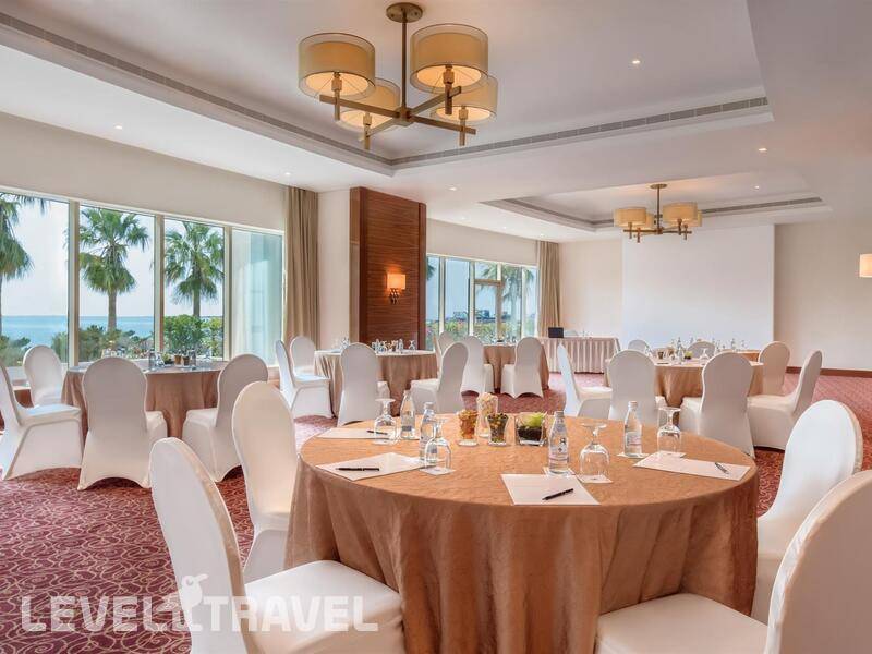 Фотография Khalidiya Palace Rayhaan Hotel By Rotana