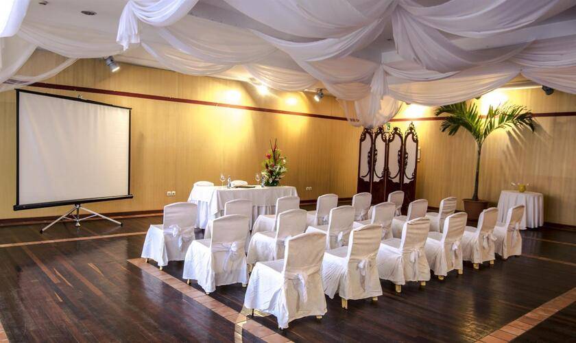 Royalton Hicacos (Adults Only 18+)