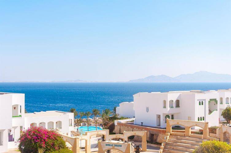 Coral Beach Resort Tiran