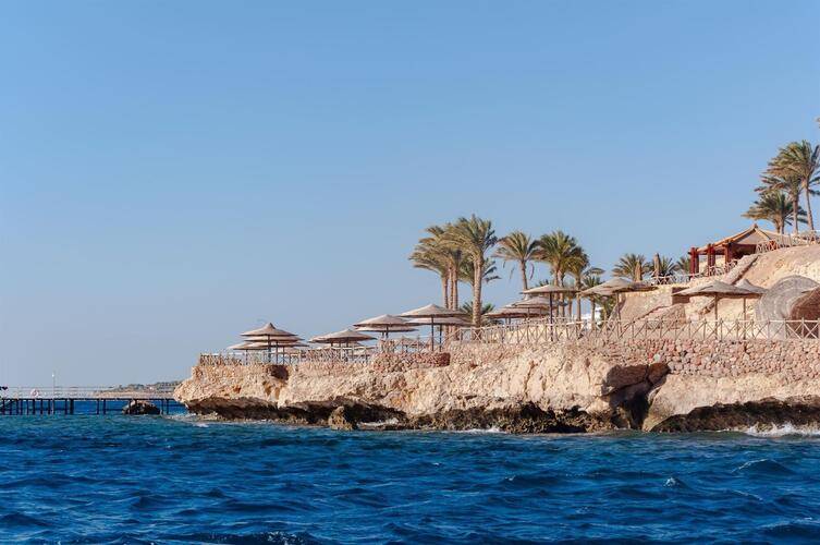Coral Beach Resort Tiran
