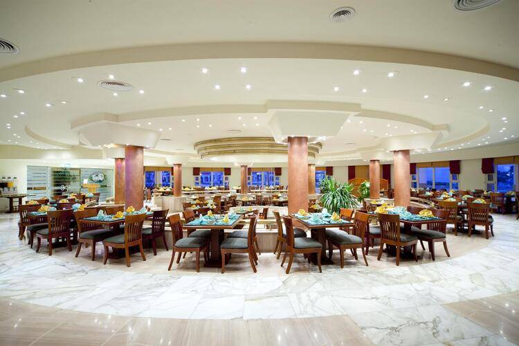 Coral Beach Resort Tiran