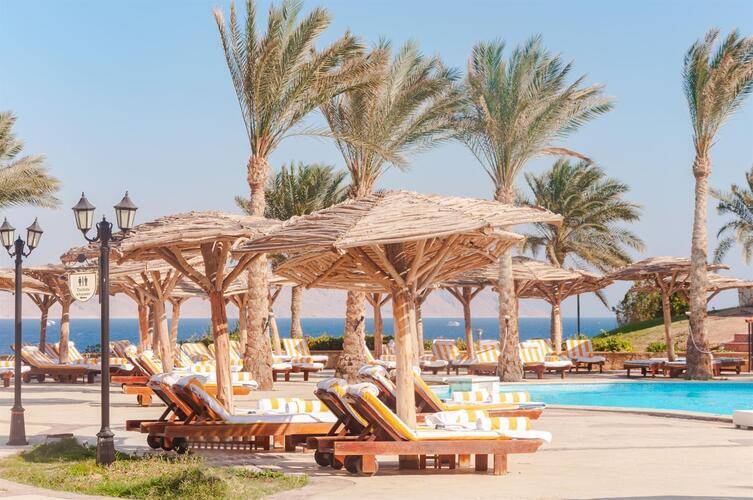 Coral Beach Resort Tiran