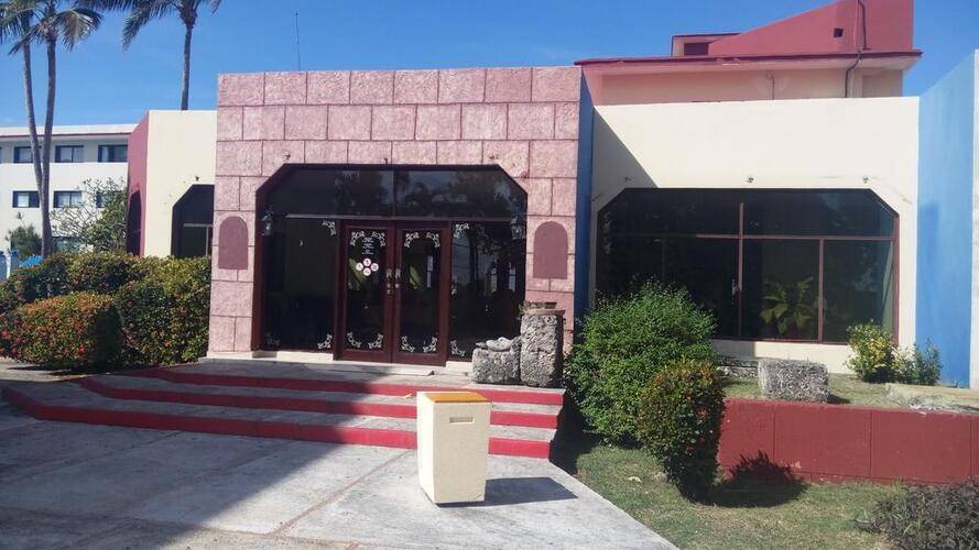 Islazul Club Tropical