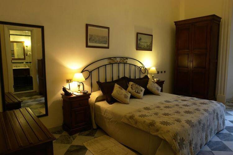 Florida Hotel