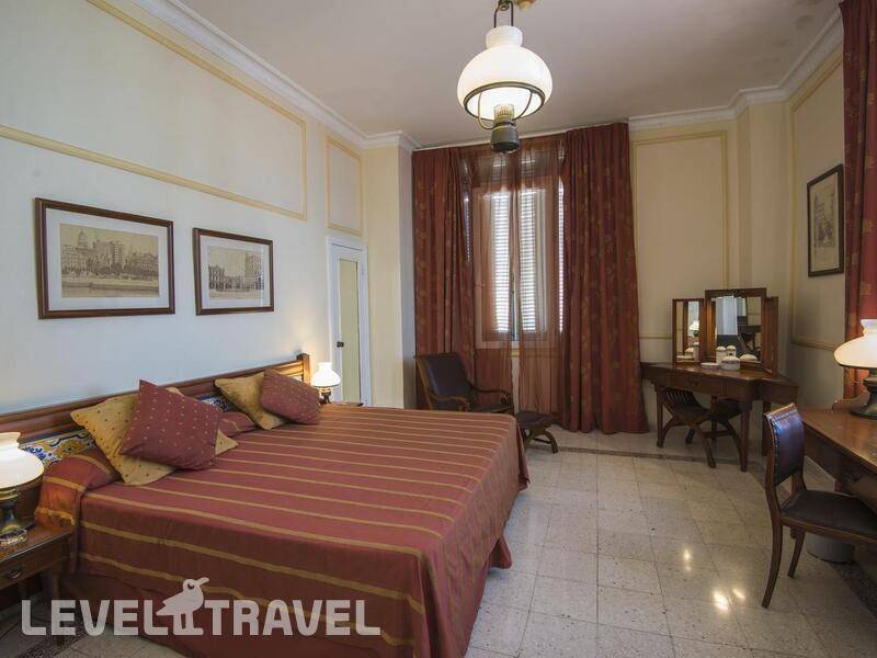 Фотография Hotel Sevilla (Ex.Mercure Sevilla)