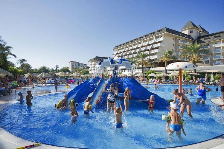 MC Arancia Resort Hotel
