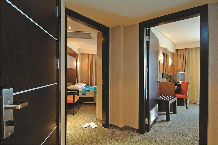 MC Arancia Resort Hotel