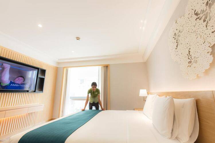 Holiday Inn Bangkok Hotel