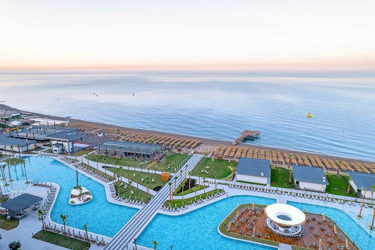 Lago Hotel (Ex. Nashira Resort Hotel & Aqua Spa)