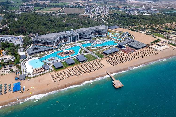 Lago Hotel (Ex. Nashira Resort Hotel & Aqua Spa)