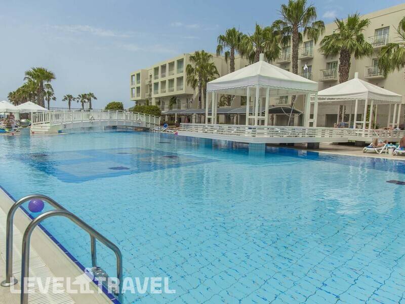 Фотография La Blanche Resort & Spa