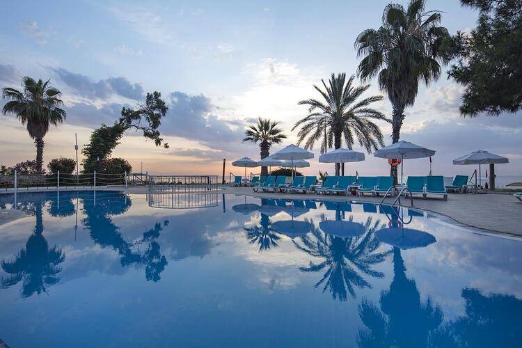 Grand Ring Hotel