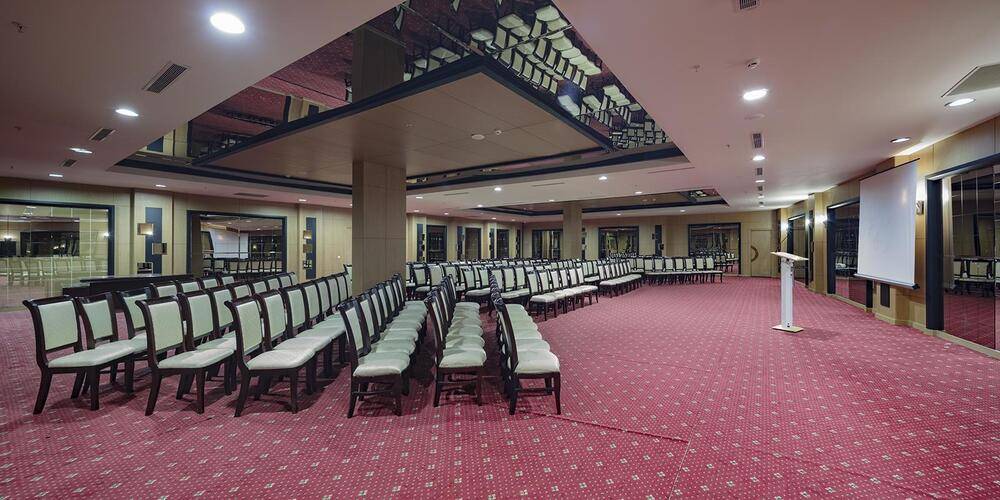 Grand Ring Hotel