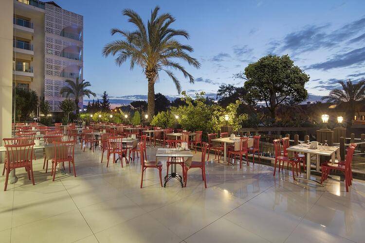 Grand Ring Hotel