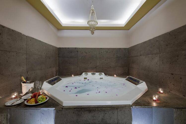 Grand Ring Hotel