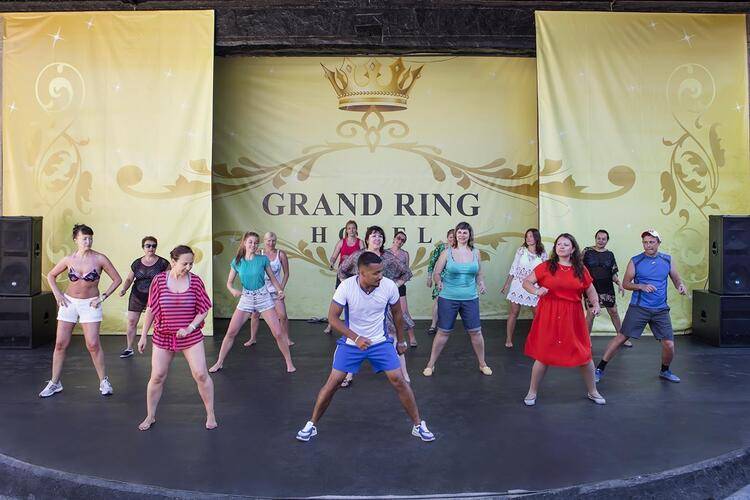 Grand Ring Hotel
