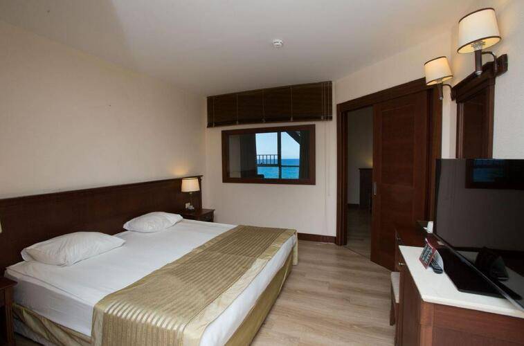 Fame Residence Kemer & Spa