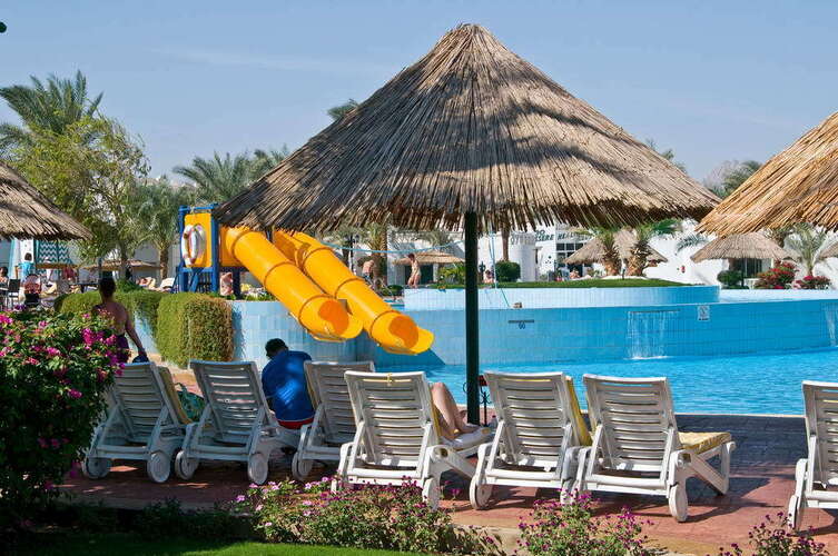 Sonesta Club