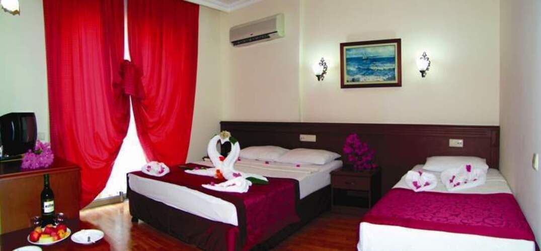 Astoria Hotel & Spa