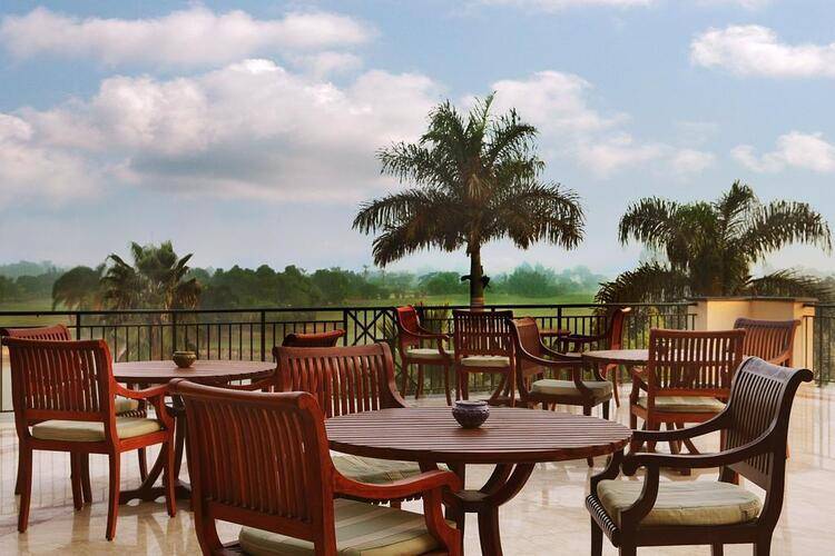 Hilton Pyramids Golf