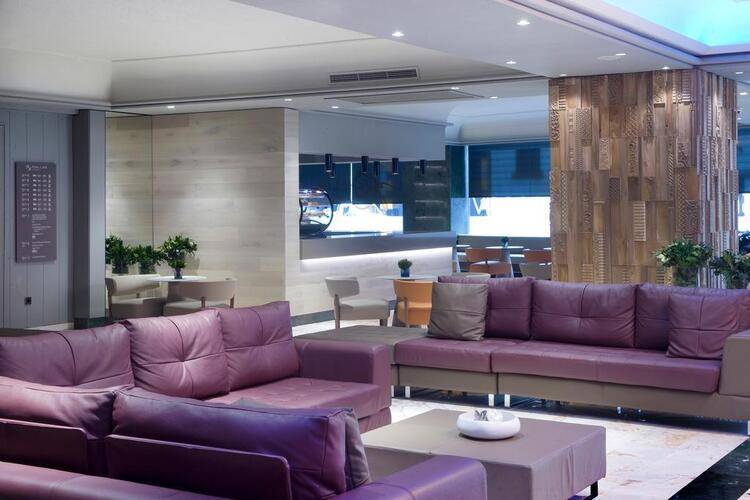 Salles Pere IV Hotel