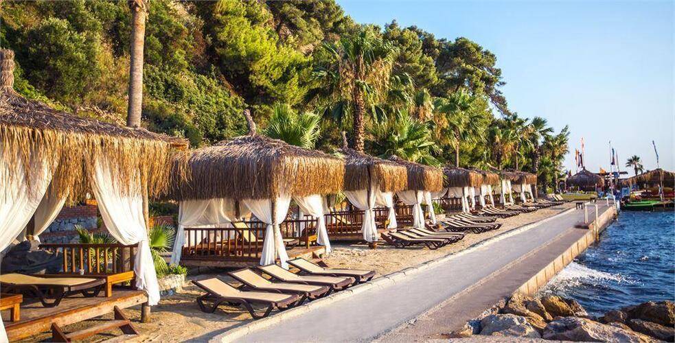 Pine Bay Holiday Resort