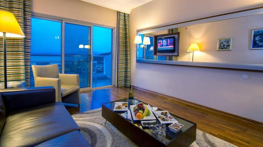 Pine Bay Holiday Resort