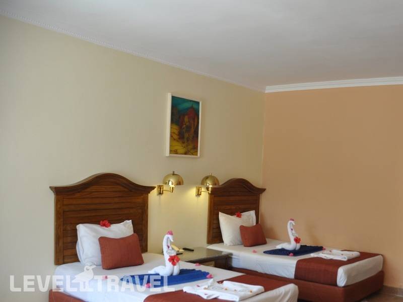 Фотография Aladdin Beach Resort