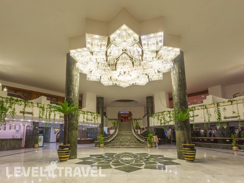 Фотография Aladdin Beach Resort