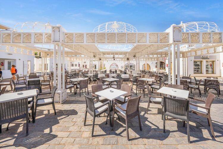Domina Coral Bay Oasis Hotel