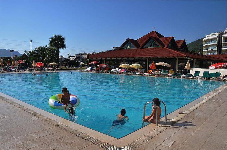 Pineta Club Hotel