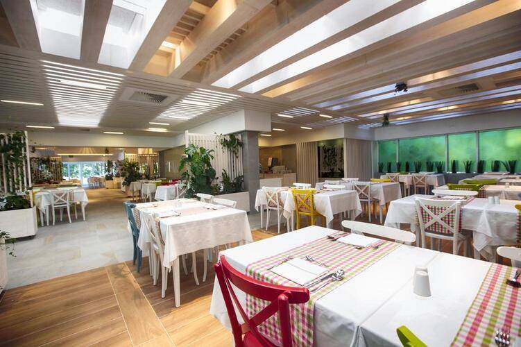 Castellastva Hotel