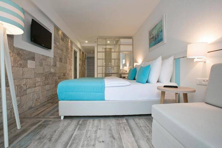 Castellastva Hotel