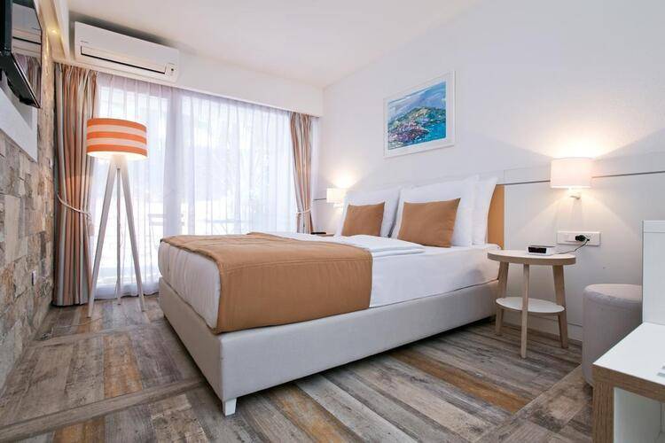 Castellastva Hotel