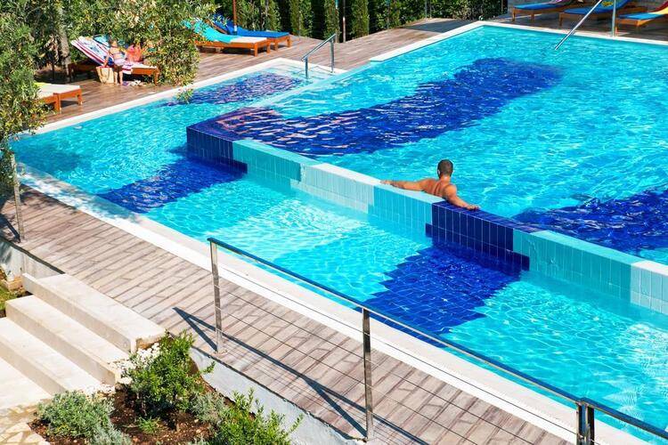Castellastva Hotel