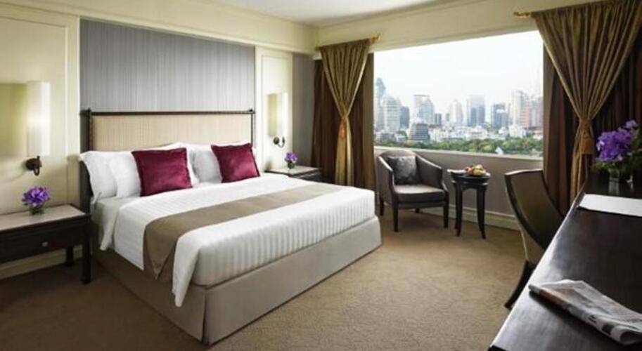 Dusit Thani Bangkok Hotel