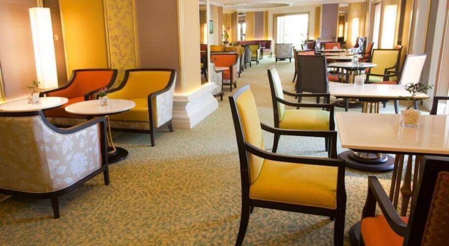 Dusit Thani Bangkok Hotel